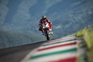 开云体育APP下载-东决关键战焦点战，牙买加封锁马赛，体育如何成为地缘政治的无声战场？