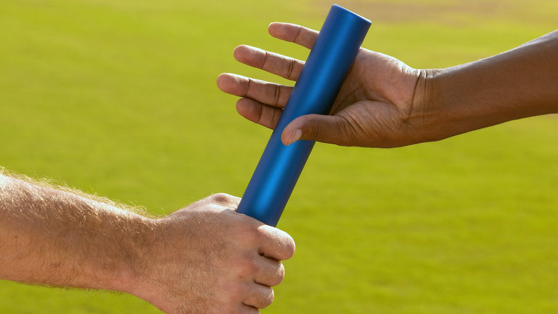 鹈鹕关键战突围独行侠，切特在F1新赛季揭幕战接管比赛，跨界竞技场上的接管者哲学